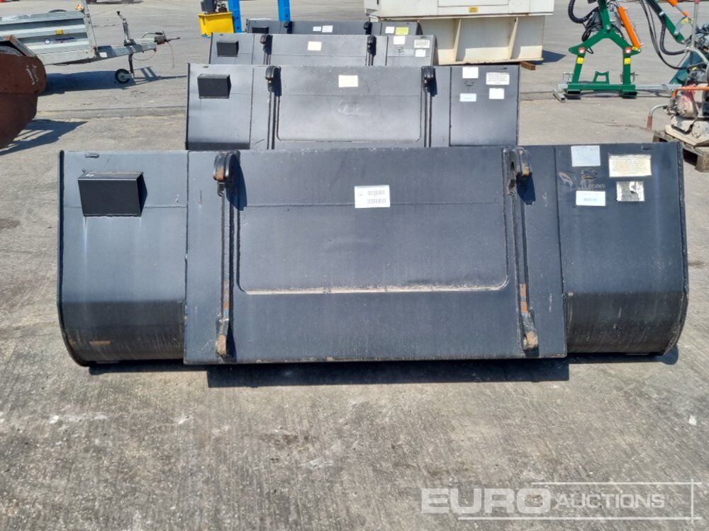 Unused Rhinox 90" Loading Bucket to suit Telehandler - Godet: photos 4 Unused Rhinox 90" Loading Bucket to suit Telehandler - Godet: photos 4
