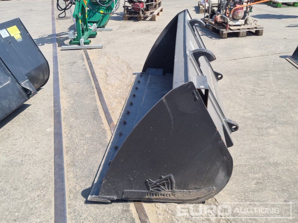 Unused Rhinox 90" Loading Bucket to suit Telehandler - Godet: photos 2 Unused Rhinox 90" Loading Bucket to suit Telehandler - Godet: photos 2