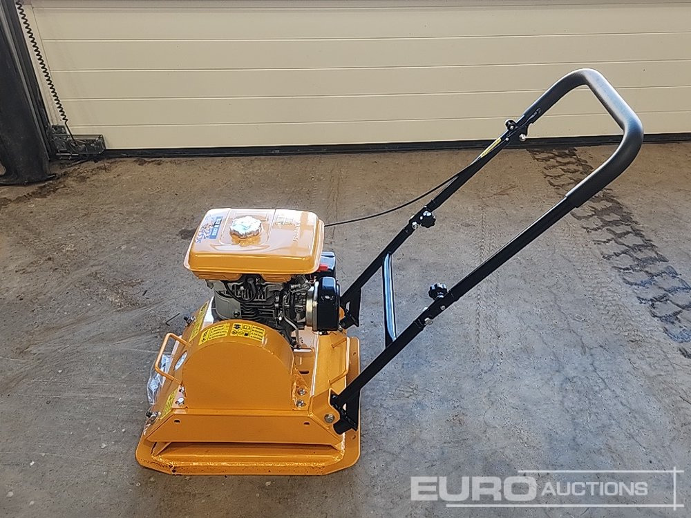 Unused SPC105 Petrol Compaction Plate - Travaux routiers: photos 2 Unused SPC105 Petrol Compaction Plate - Travaux routiers: photos 2