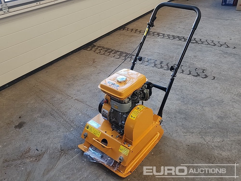 Unused SPC105 Petrol Compaction Plate - Travaux routiers: photos 1 Unused SPC105 Petrol Compaction Plate - Travaux routiers: photos 1