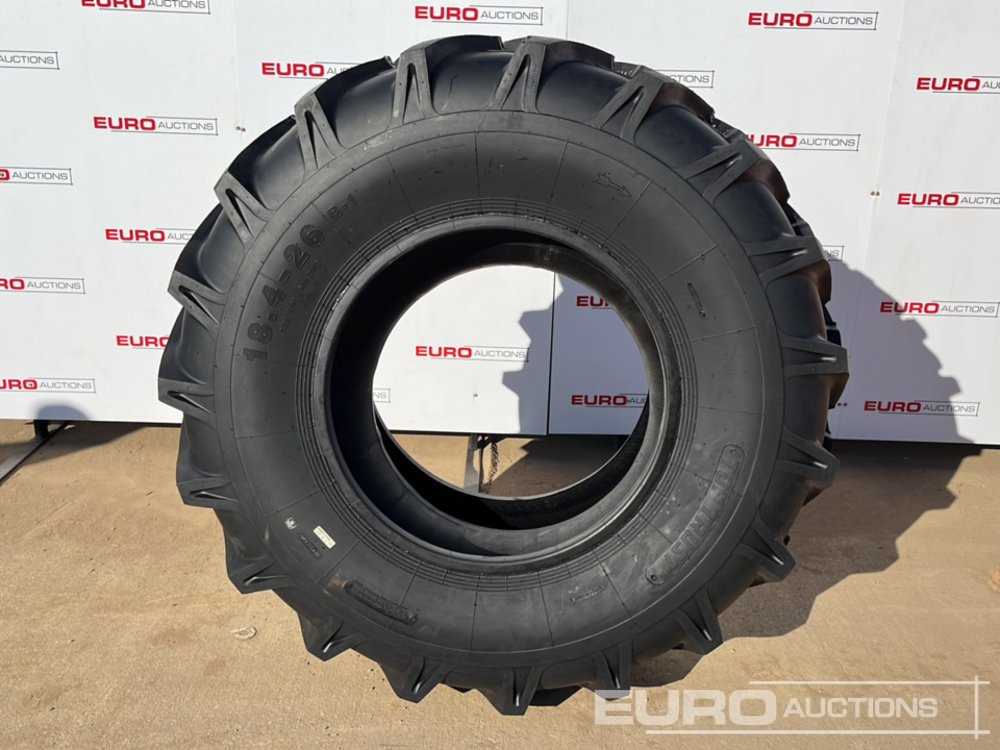 Unused Top Trust 18.4-26-10PR R1 Backhoe Loader Tyre (2 of) - Pneu: photos 1 Unused Top Trust 18.4-26-10PR R1 Backhoe Loader Tyre (2 of) - Pneu: photos 1