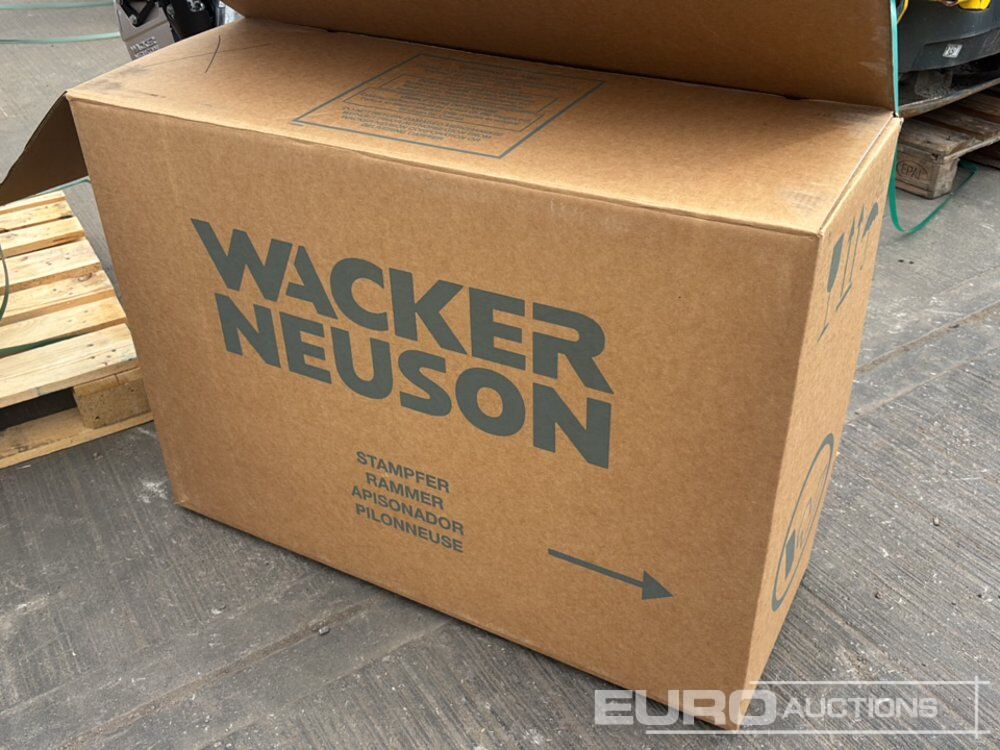Unused Wacker Neuson BS50-2 - Travaux routiers: photos 3 Unused Wacker Neuson BS50-2 - Travaux routiers: photos 3