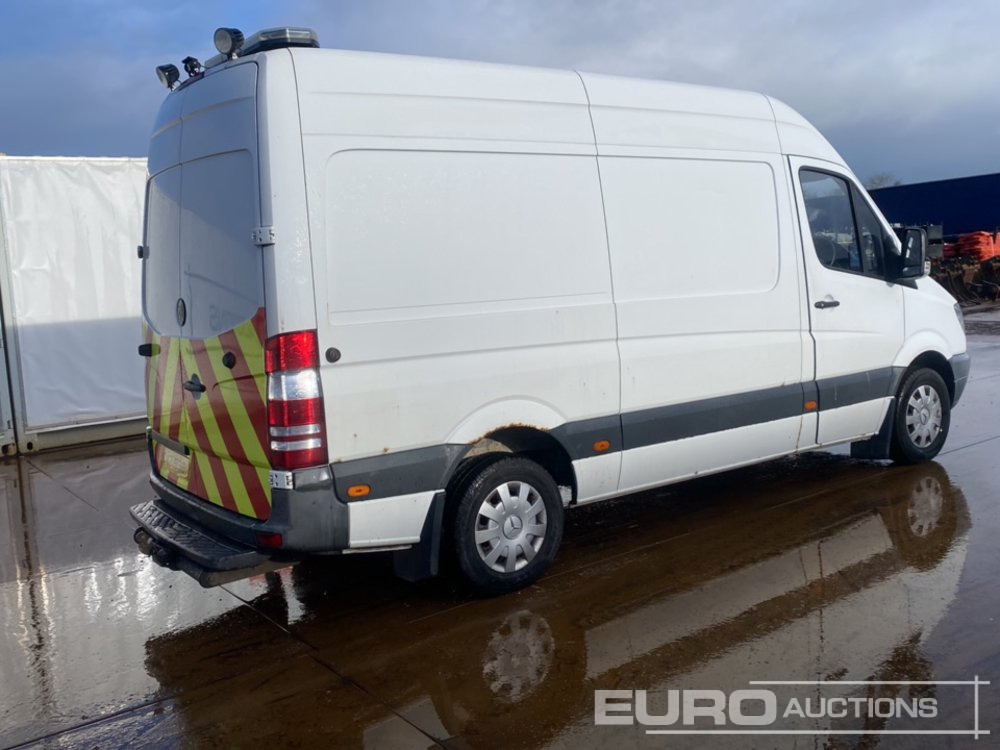 2011 Mercedes Sprinter - Véhicule utilitaire: photos 5 2011 Mercedes Sprinter - Véhicule utilitaire: photos 5