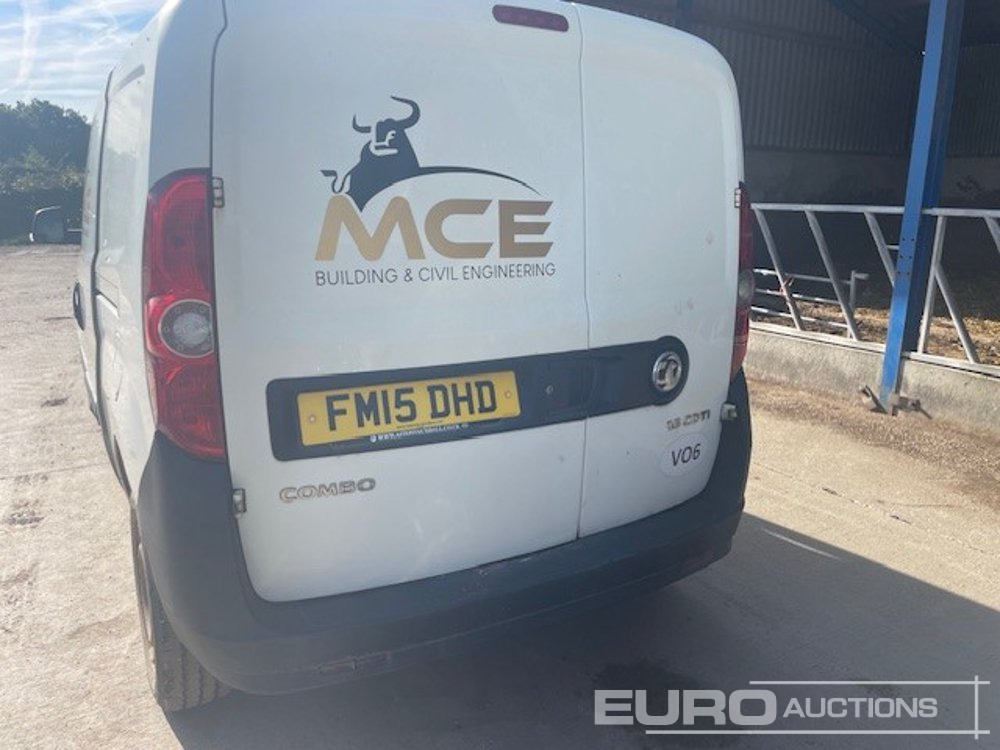 2015 Vauxhall Combo CDTI - Véhicule utilitaire: photos 3 2015 Vauxhall Combo CDTI - Véhicule utilitaire: photos 3