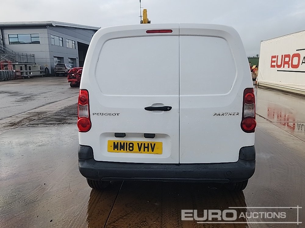 2018 Peugeot Partner - Véhicule utilitaire: photos 4 2018 Peugeot Partner - Véhicule utilitaire: photos 4