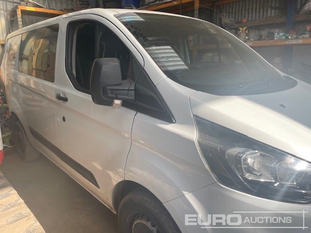 2021 Ford Transit Custom 290 - Véhicule utilitaire: photos 3 2021 Ford Transit Custom 290 - Véhicule utilitaire: photos 3
