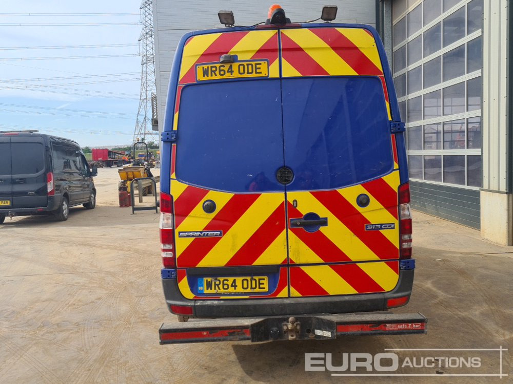 Mercedes Sprinter 313 CDI - Véhicule utilitaire: photos 4 Mercedes Sprinter 313 CDI - Véhicule utilitaire: photos 4