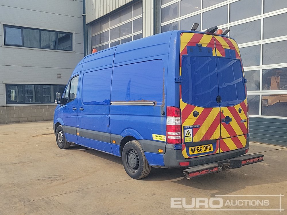 Mercedes Sprinter 313 CDI - Véhicule utilitaire: photos 3 Mercedes Sprinter 313 CDI - Véhicule utilitaire: photos 3