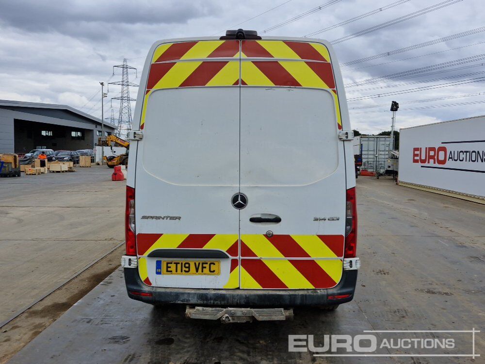Mercedes Sprinter 314CDI - Véhicule utilitaire: photos 4 Mercedes Sprinter 314CDI - Véhicule utilitaire: photos 4