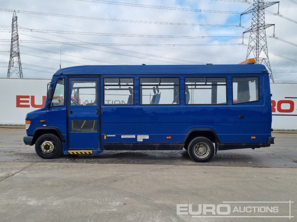 Mercedes Vario - Véhicule utilitaire: photos 2 Mercedes Vario - Véhicule utilitaire: photos 2