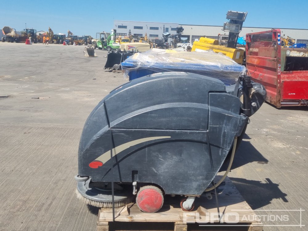 Viper Scrubber (Spares), 110Volt Site Strip Light (3 Bins of) - Matériel de chantier: photos 2 Viper Scrubber (Spares), 110Volt Site Strip Light (3 Bins of) - Matériel de chantier: photos 2