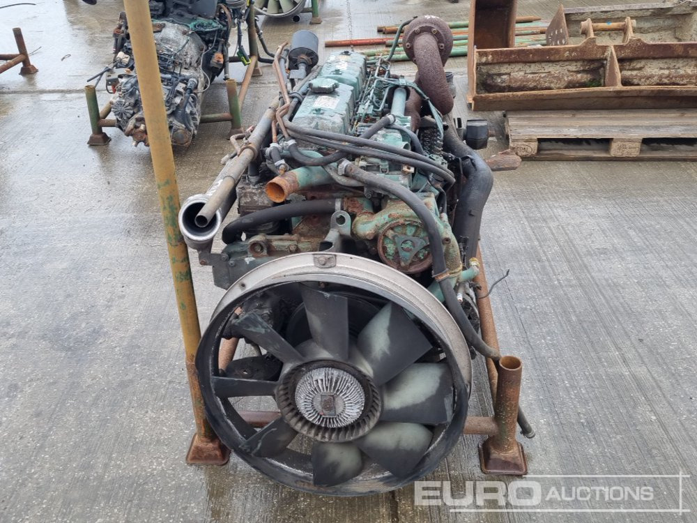 Volvo 6 Cylinder Engine, Gearbox - Moteur: photos 4 Volvo 6 Cylinder Engine, Gearbox - Moteur: photos 4
