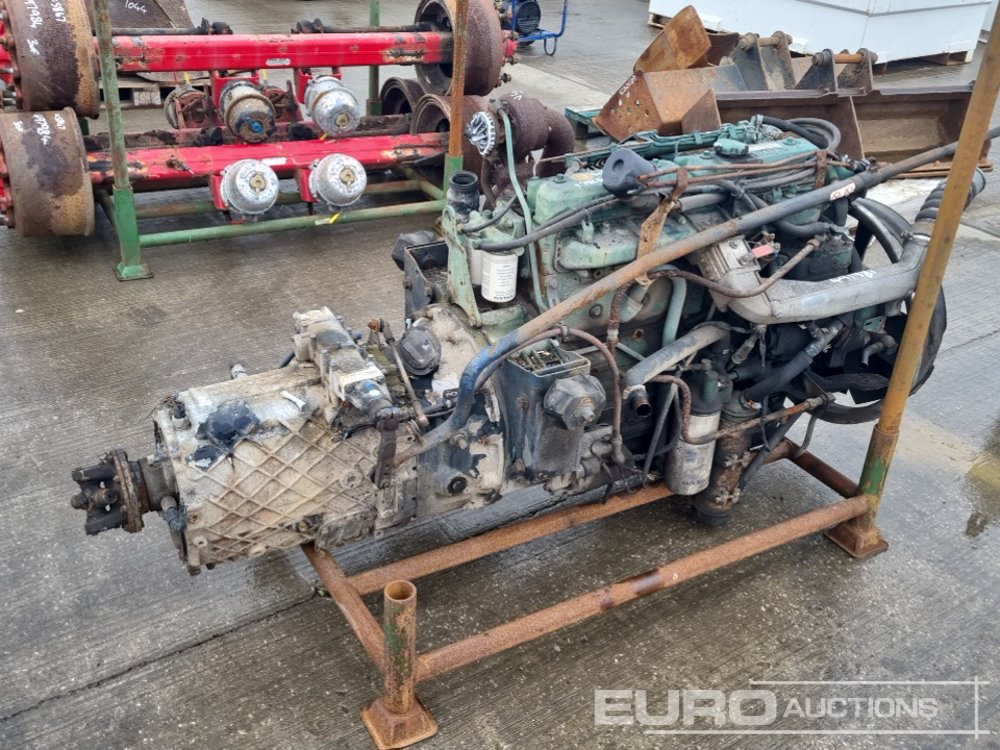 Volvo 6 Cylinder Engine, Gearbox - Moteur: photos 1 Volvo 6 Cylinder Engine, Gearbox - Moteur: photos 1