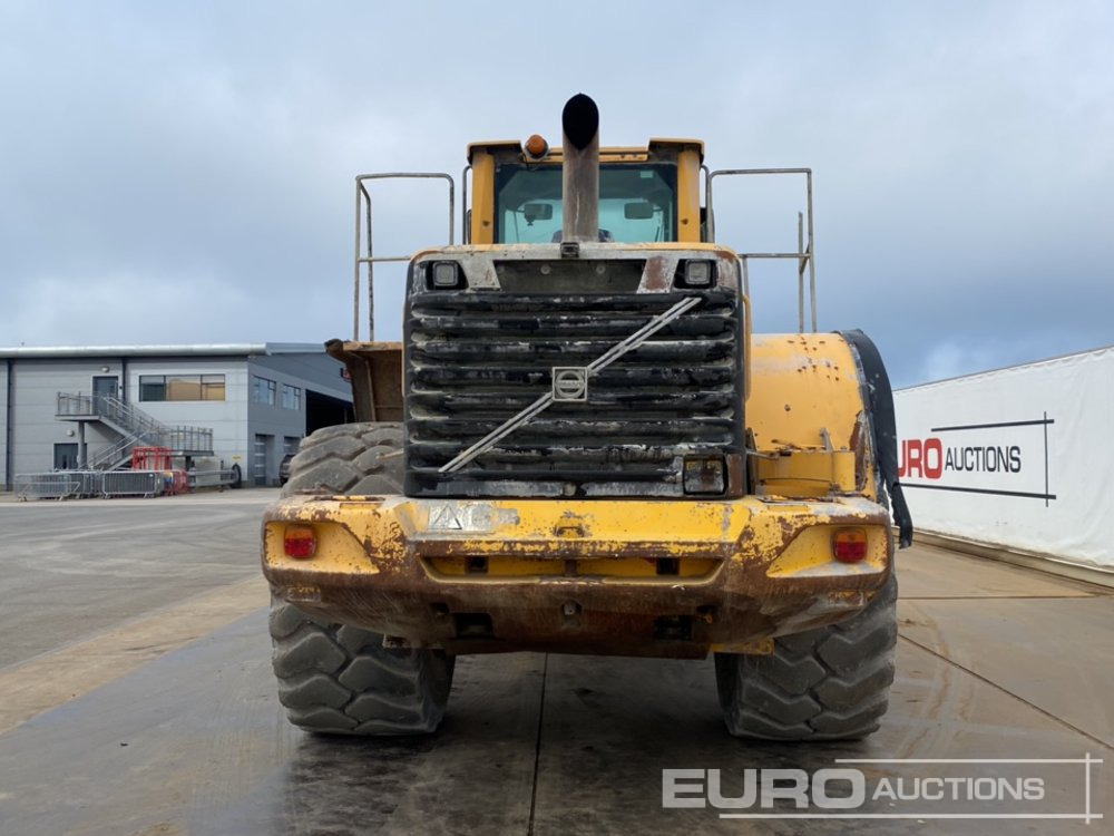 Volvo L220F - Chargeuse sur pneus: photos 4 Volvo L220F - Chargeuse sur pneus: photos 4