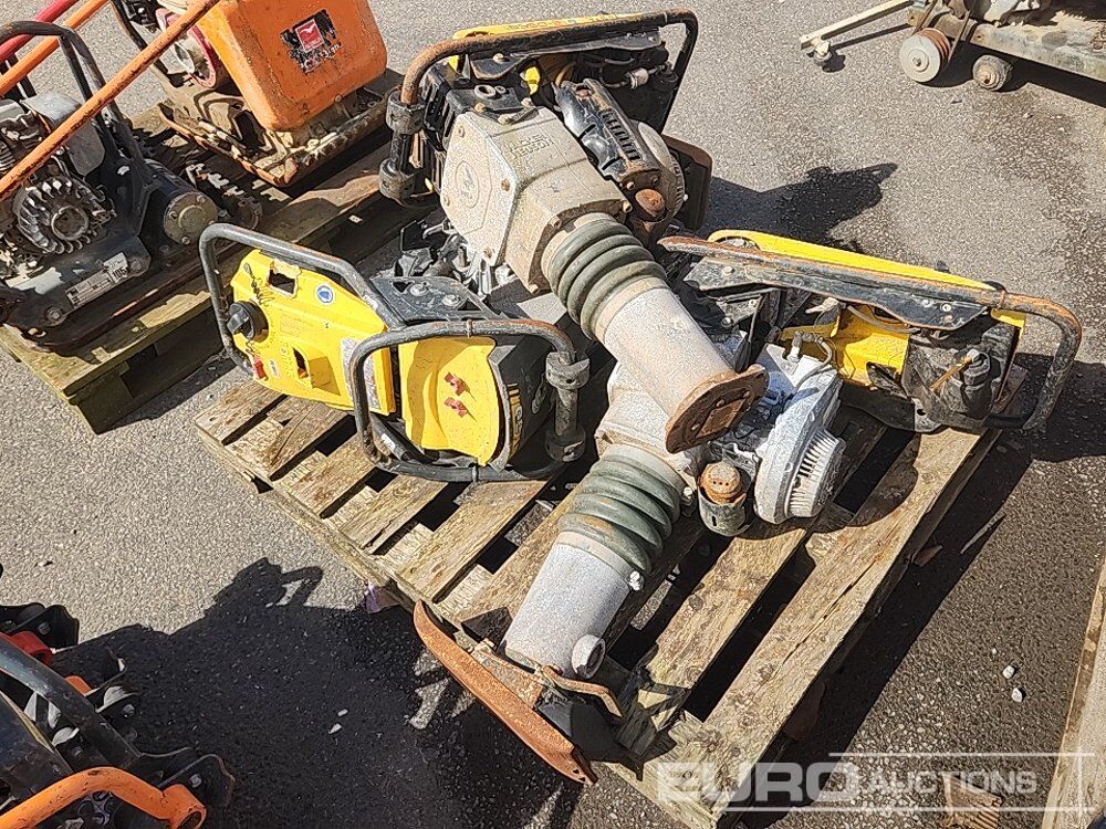 Wacker Neuson BS50-2 - Matériel de chantier: photos 4 Wacker Neuson BS50-2 - Matériel de chantier: photos 4