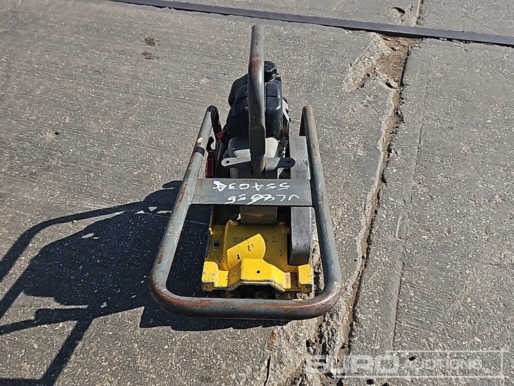 Wacker Neuson Petrol Compaction Plate, Honda Engine - Travaux routiers: photos 4 Wacker Neuson Petrol Compaction Plate, Honda Engine - Travaux routiers: photos 4