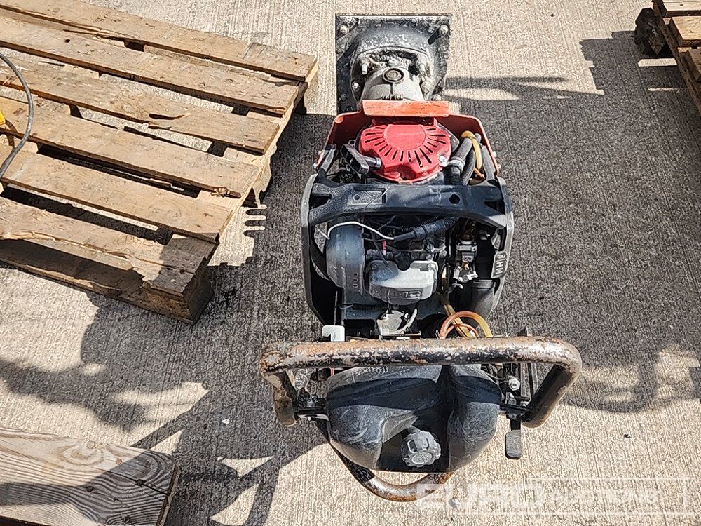 Wacker Neuson Petrol Compaction Plate (Spares) - Travaux routiers: photos 3 Wacker Neuson Petrol Compaction Plate (Spares) - Travaux routiers: photos 3