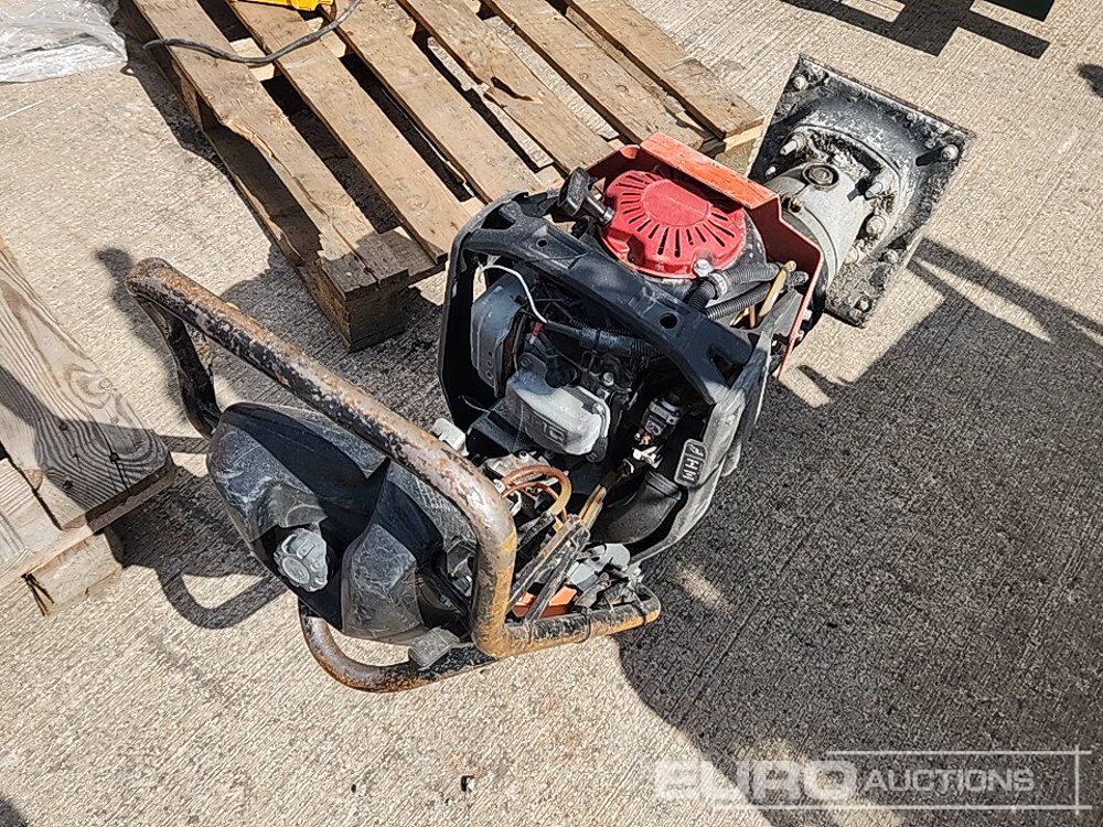 Wacker Neuson Petrol Compaction Plate (Spares) - Travaux routiers: photos 5 Wacker Neuson Petrol Compaction Plate (Spares) - Travaux routiers: photos 5