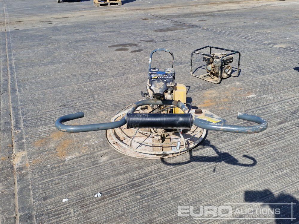 Wacker Neuson Petrol Concrete Power Float - Travaux routiers: photos 4 Wacker Neuson Petrol Concrete Power Float - Travaux routiers: photos 4