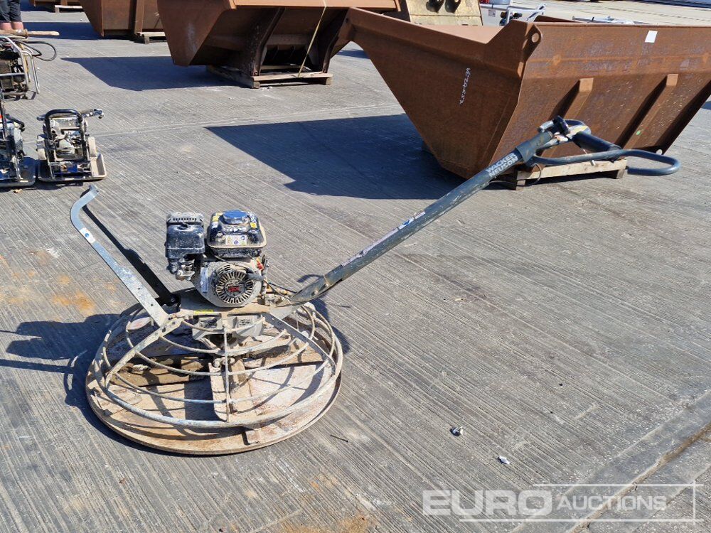 Wacker Neuson Petrol Concrete Power Float - Travaux routiers: photos 2 Wacker Neuson Petrol Concrete Power Float - Travaux routiers: photos 2
