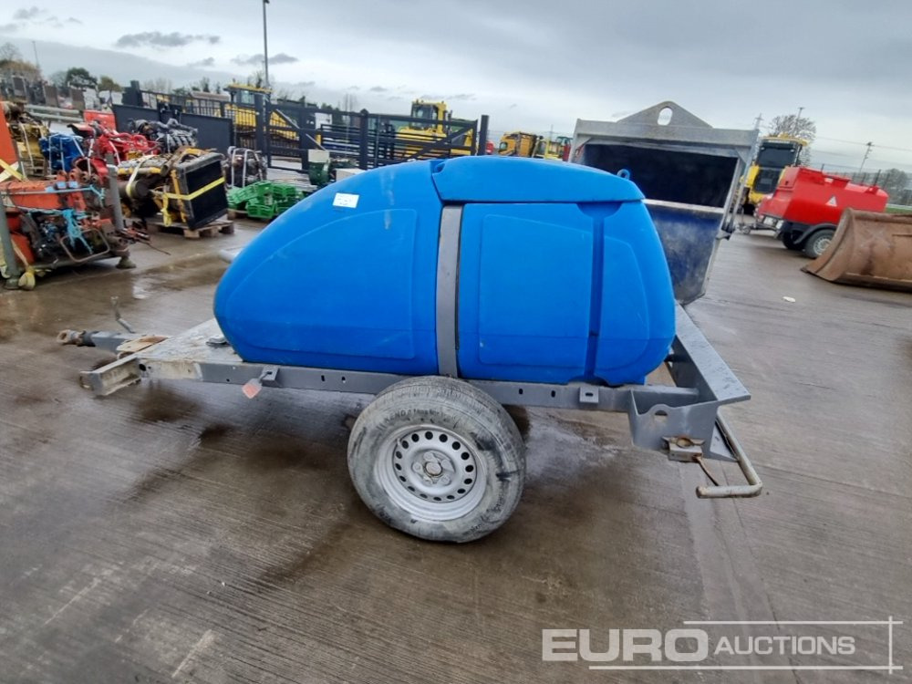 Western Single Axle Plastic Water Bowser - Cuve de stockage: photos 2 Western Single Axle Plastic Water Bowser - Cuve de stockage: photos 2