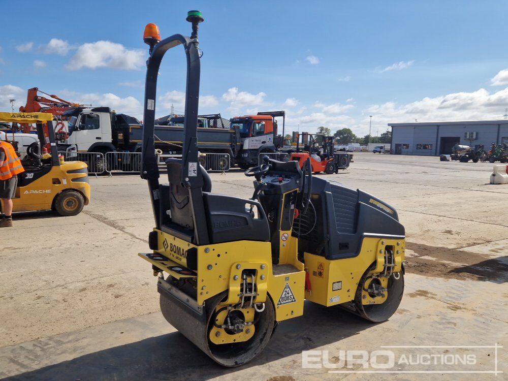 Will Not Arrive - Compacteur: photos 5 Will Not Arrive - Compacteur: photos 5