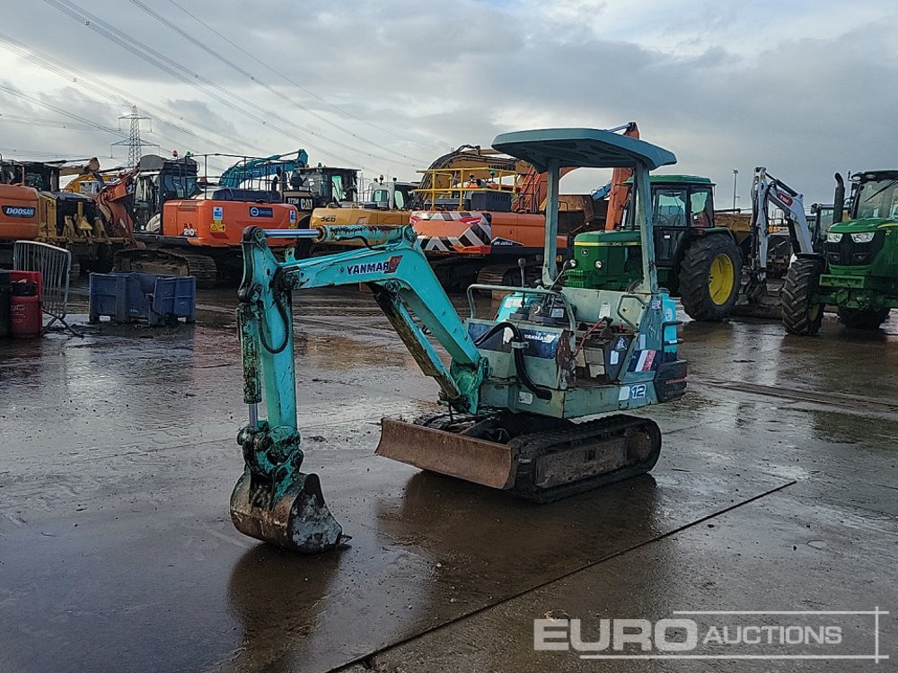 Yanmar B12-2 - Mini pelle: photos 1 Yanmar B12-2 - Mini pelle: photos 1