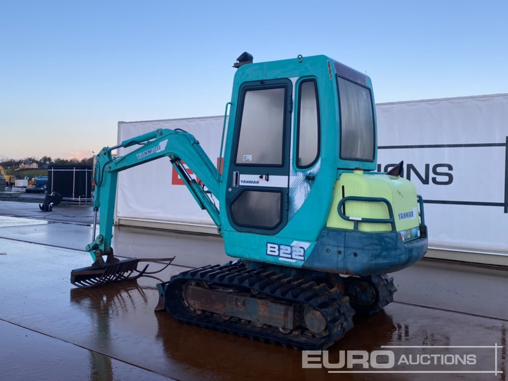 Yanmar B22-2B - Mini pelle: photos 3 Yanmar B22-2B - Mini pelle: photos 3