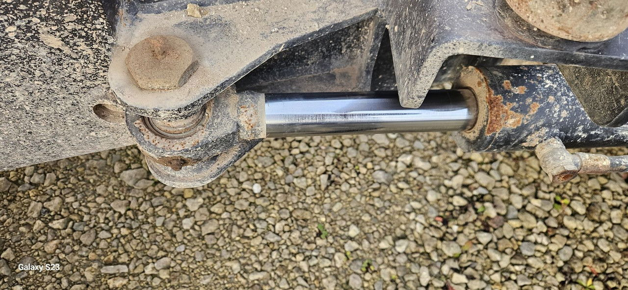 JCB 6T - Autre matériel: photos 3 JCB 6T - Autre matériel: photos 3