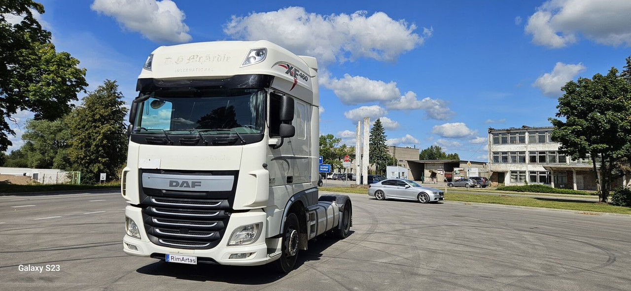 DAF XF 105.460 - Tracteur routier: photos 4 DAF XF 105.460 - Tracteur routier: photos 4