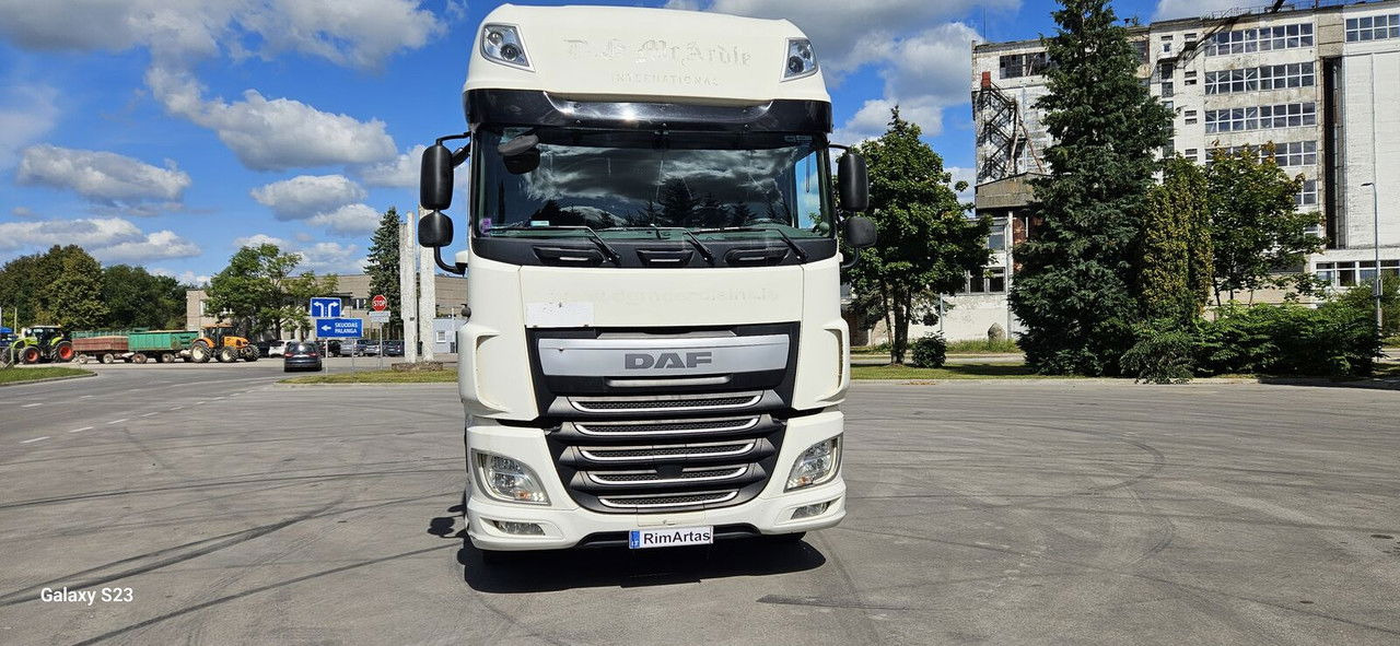 DAF XF 105.460 - Tracteur routier: photos 2 DAF XF 105.460 - Tracteur routier: photos 2