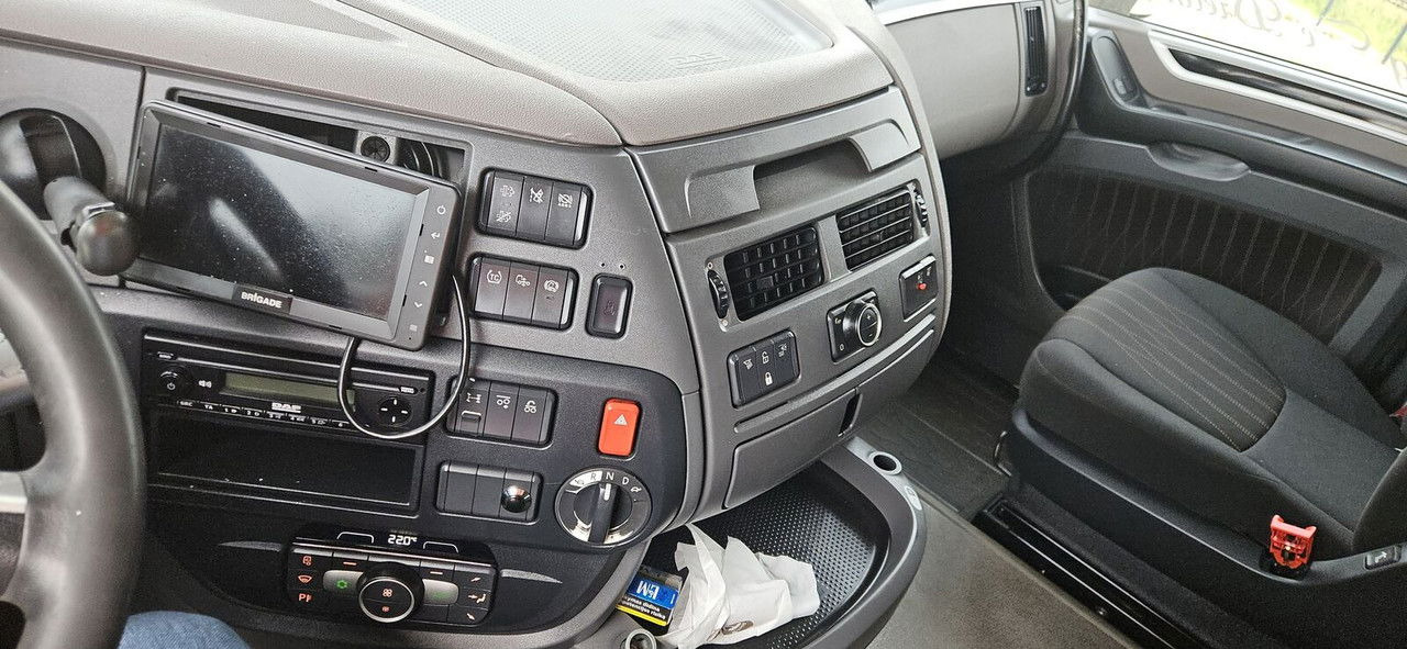 Tracteur routier DAF XF 106.480: photos 6 Tracteur routier DAF XF 106.480: photos 6