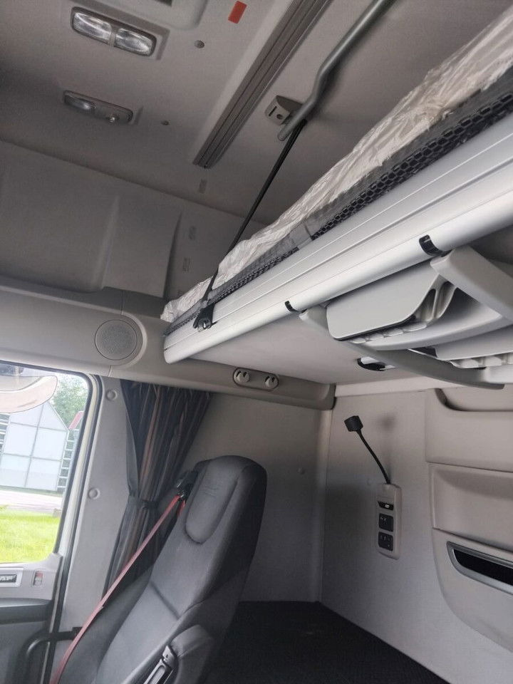 DAF XF 106.480 - Tracteur routier: photos 3 DAF XF 106.480 - Tracteur routier: photos 3