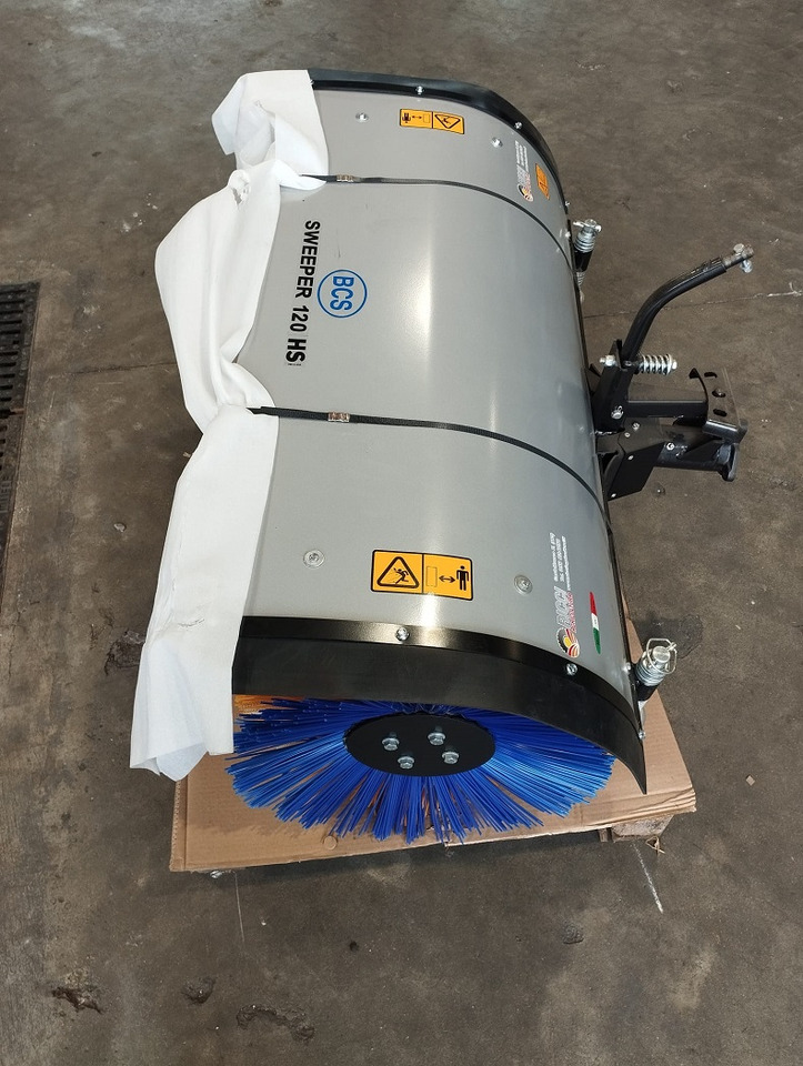 BCS Spazzatrice SWEEPER 120 - Brosse: photos 4 BCS Spazzatrice SWEEPER 120 - Brosse: photos 4