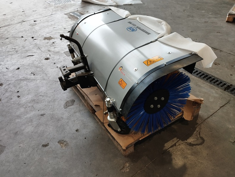 BCS Spazzatrice SWEEPER 120 - Brosse: photos 3 BCS Spazzatrice SWEEPER 120 - Brosse: photos 3
