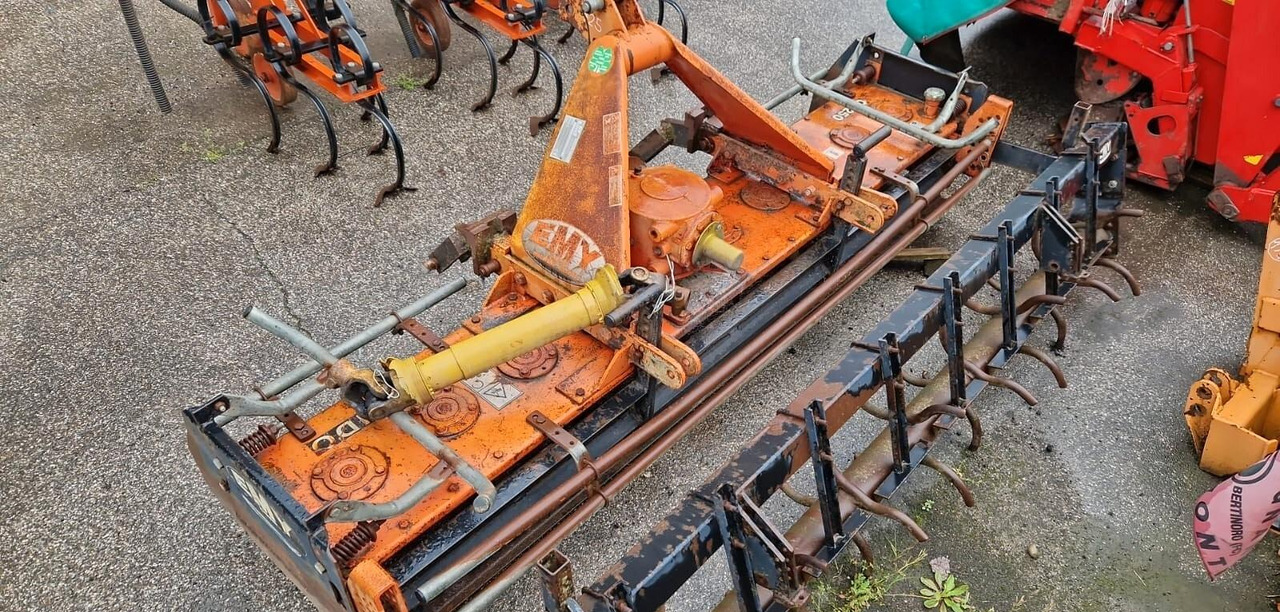 Erpice rotante usato Emy Elenfer 250 - Rotavator: photos 1 Erpice rotante usato Emy Elenfer 250 - Rotavator: photos 1