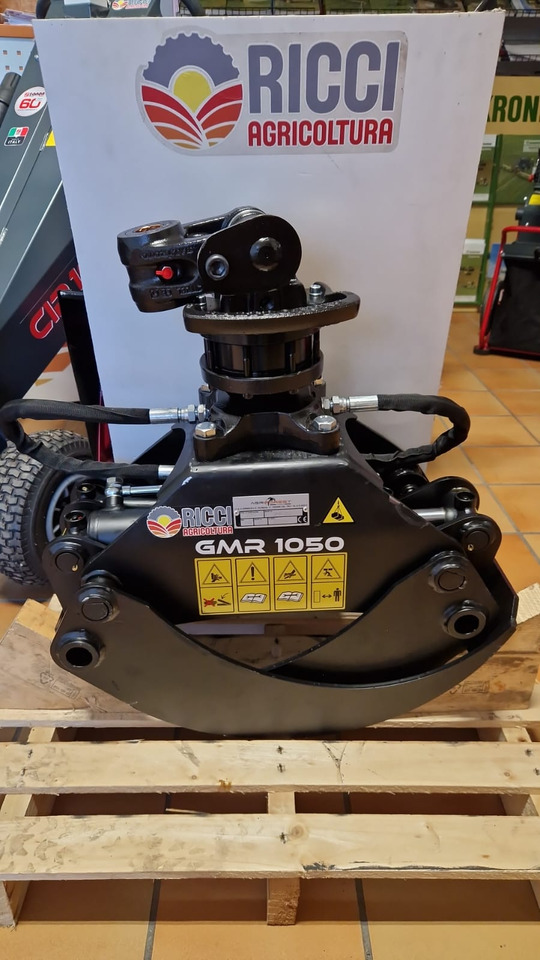 Pinza forestale Agriforest GMR1050 - Grappin: photos 1 Pinza forestale Agriforest GMR1050 - Grappin: photos 1