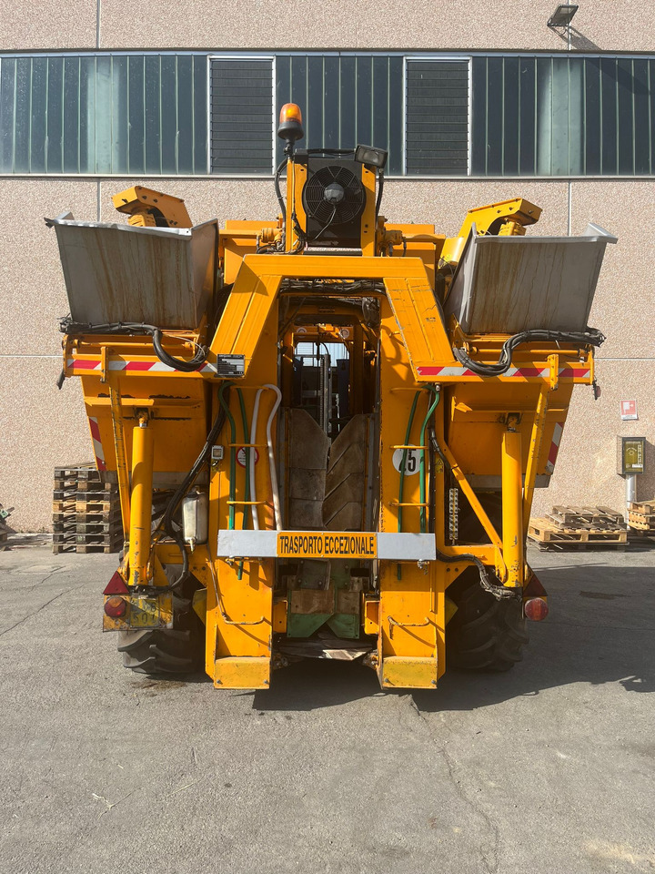 Vendemmiatrice usata Grégoire G60I - Machine à vendanger: photos 2 Vendemmiatrice usata Grégoire G60I - Machine à vendanger: photos 2