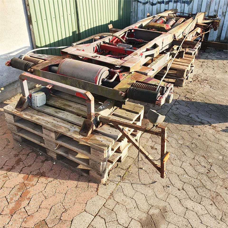 ABC Flak lad - Camion - système de câble: photos 1 ABC Flak lad - Camion - système de câble: photos 1