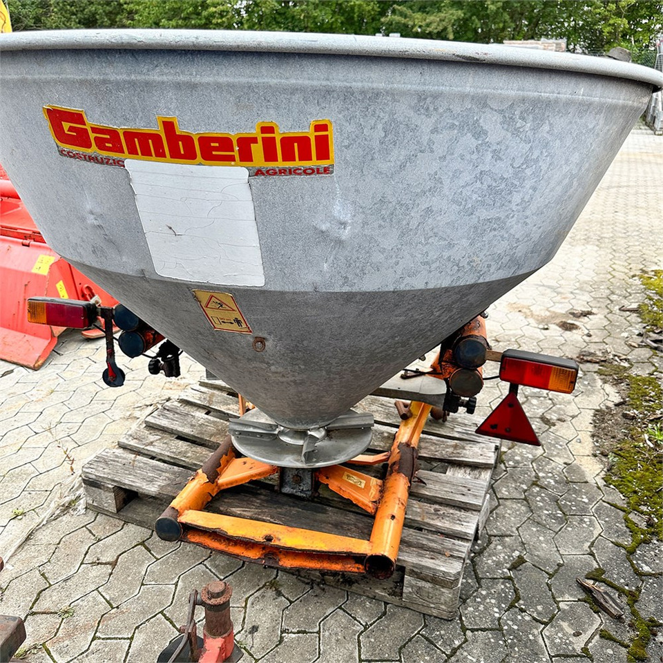 ABC Gamberini MGD 730 - Distributeur d'engrais: photos 5 ABC Gamberini MGD 730 - Distributeur d'engrais: photos 5
