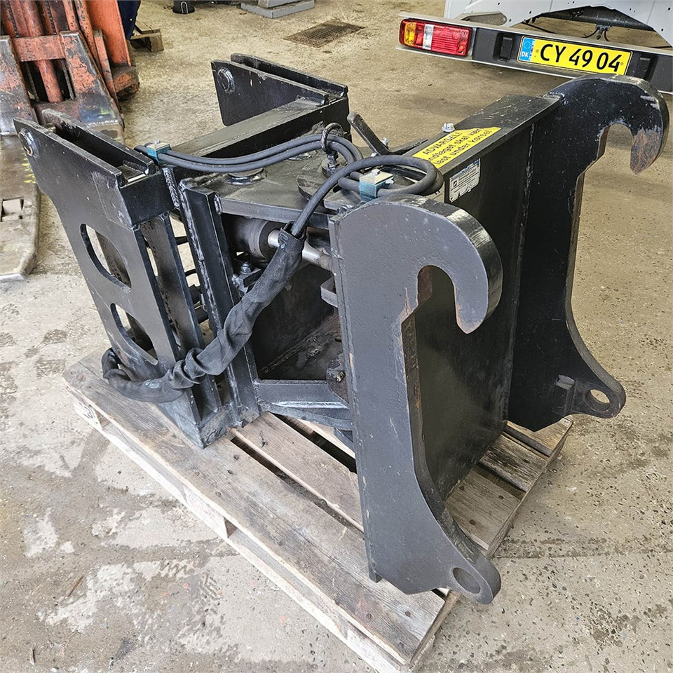 Komatsu 712-714-716-718 serien - Accessoire pour Chariot télescopique: photos 2 Komatsu 712-714-716-718 serien - Accessoire pour Chariot télescopique: photos 2