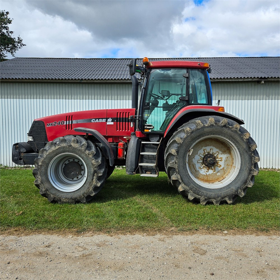 Case MX240 Magnum - Tracteur agricole: photos 1 Case MX240 Magnum - Tracteur agricole: photos 1