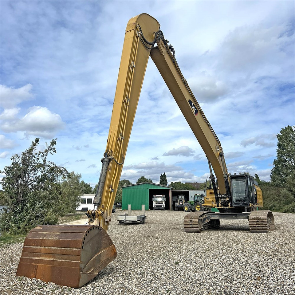 Caterpillar 352 F LRE - Pelle sur chenille: photos 3 Caterpillar 352 F LRE - Pelle sur chenille: photos 3
