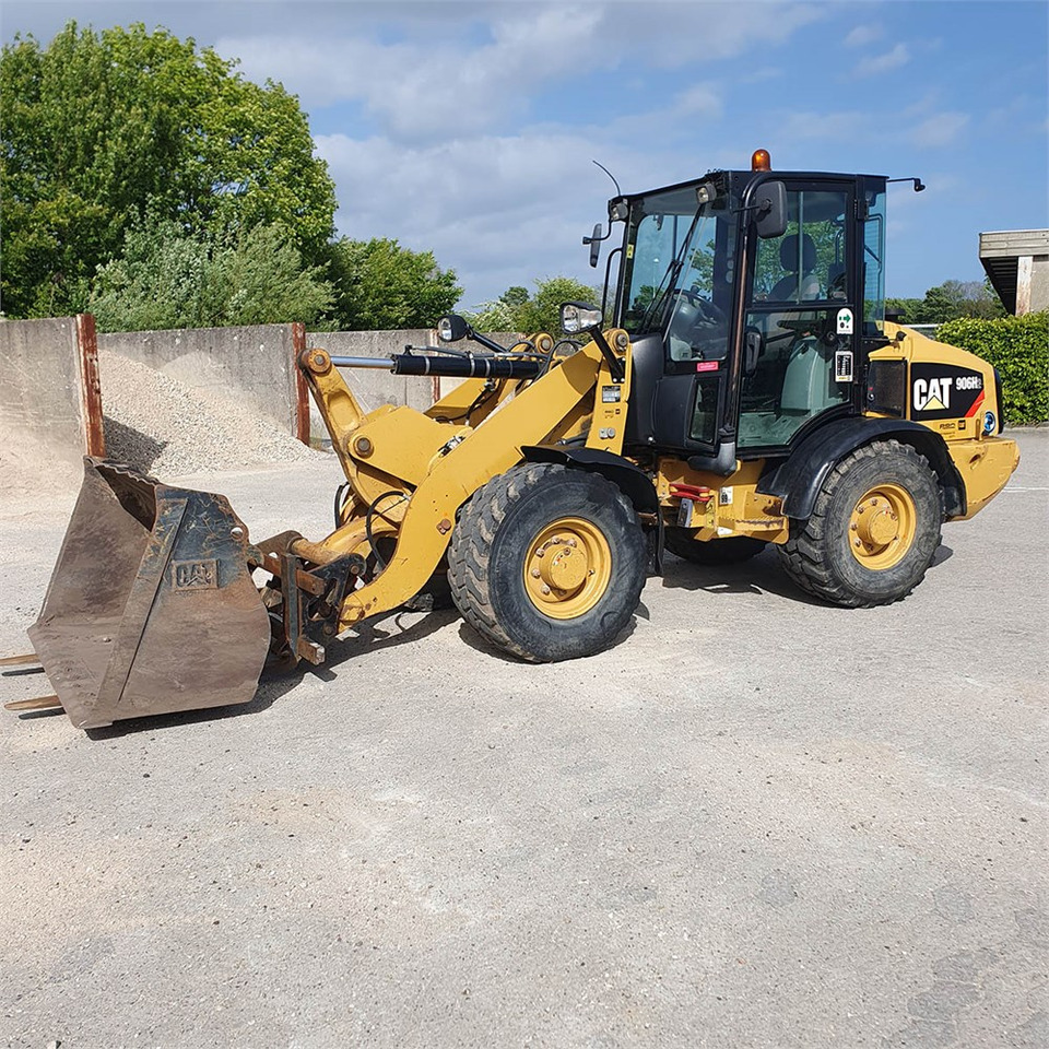 Caterpillar 906 H2 - Chargeuse sur pneus: photos 1 Caterpillar 906 H2 - Chargeuse sur pneus: photos 1