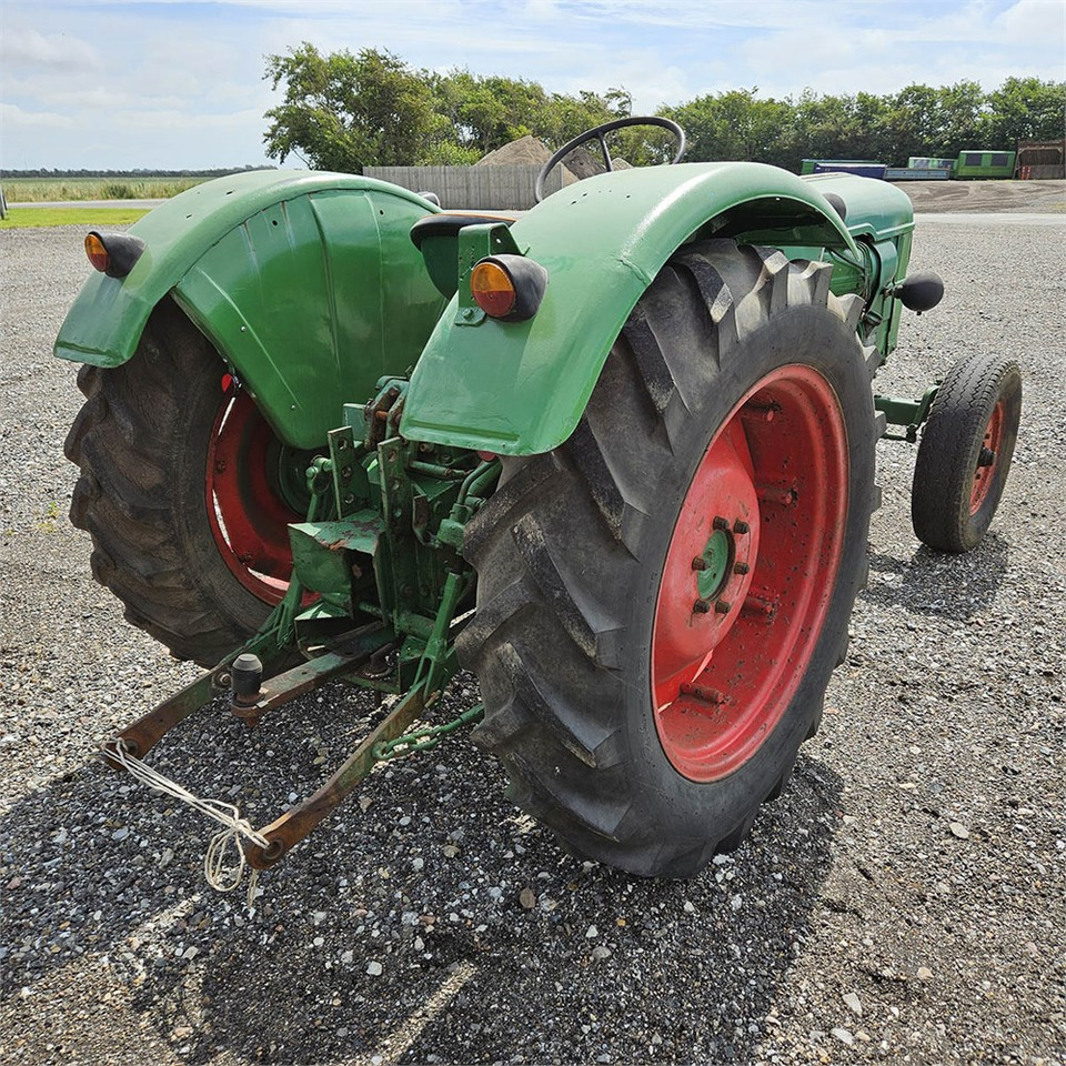 Deutz D4005 - Tracteur agricole: photos 4 Deutz D4005 - Tracteur agricole: photos 4