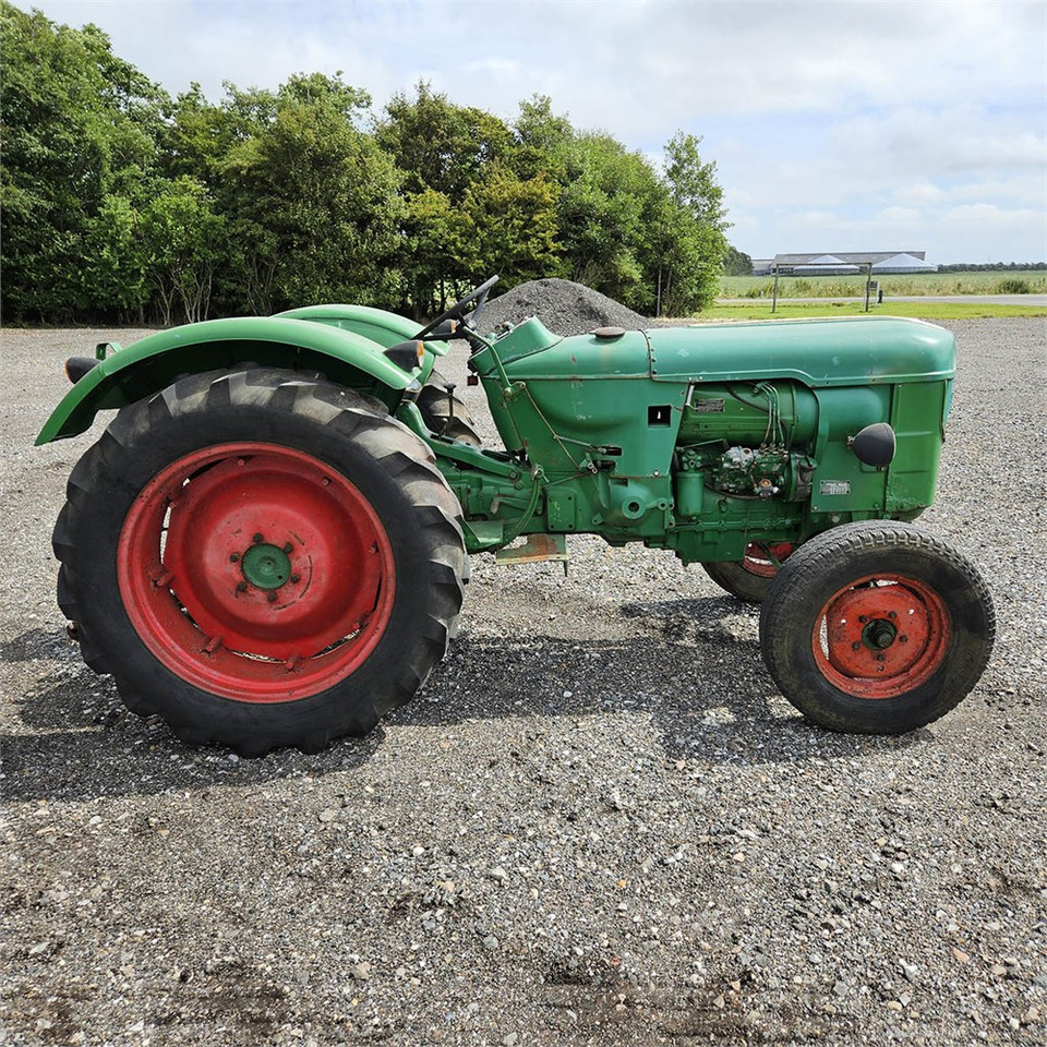 Deutz D4005 - Tracteur agricole: photos 3 Deutz D4005 - Tracteur agricole: photos 3