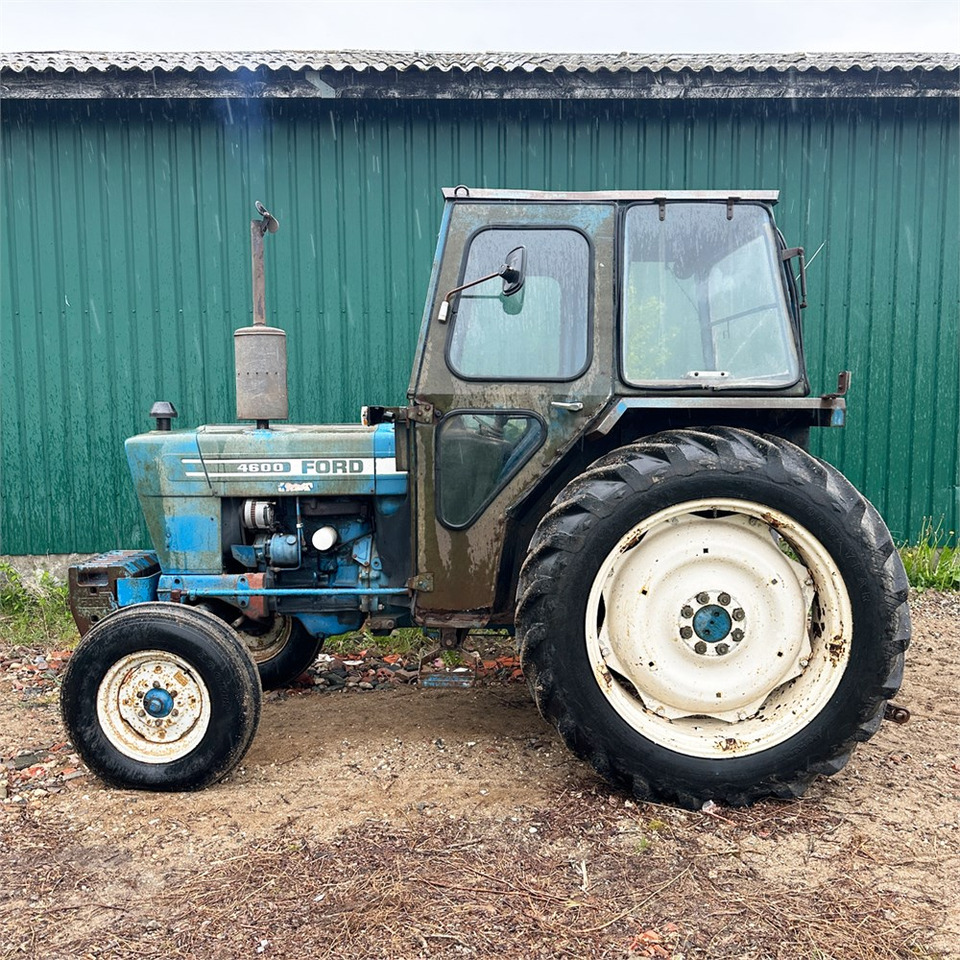 Ford 4600 - Tracteur agricole: photos 3 Ford 4600 - Tracteur agricole: photos 3