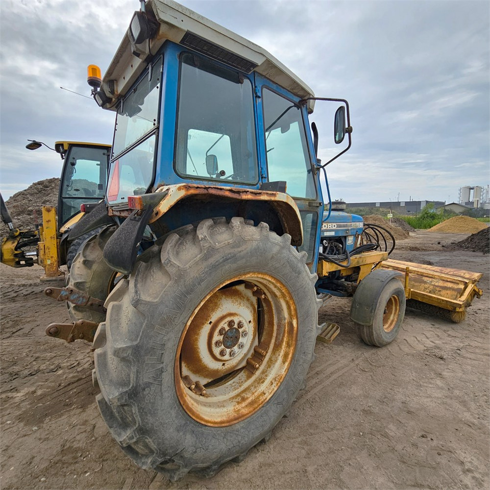Ford 6410 - Tracteur agricole: photos 5 Ford 6410 - Tracteur agricole: photos 5