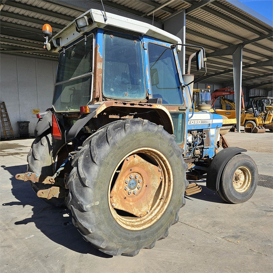 Ford 6810 - Tracteur agricole: photos 5 Ford 6810 - Tracteur agricole: photos 5