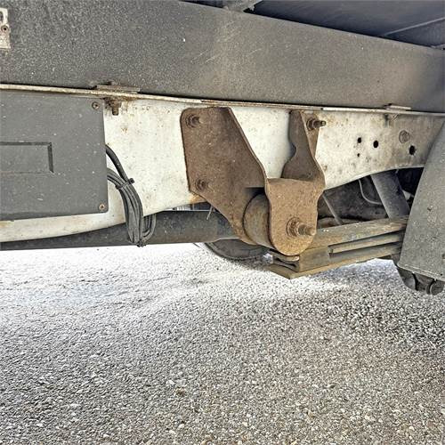 Camion plateau Ford Transit 2.2 TDCi (155HK) Chassis RWD Man: photos 30